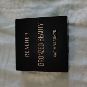 Realher Power Wear Ombre Bronzer in Bronzed Beauty